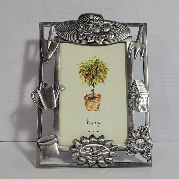 Gorgeous Gardening Theme Pewter Picture Frame NWOB Holds a 4X6 Photo - Picture 2 of 7